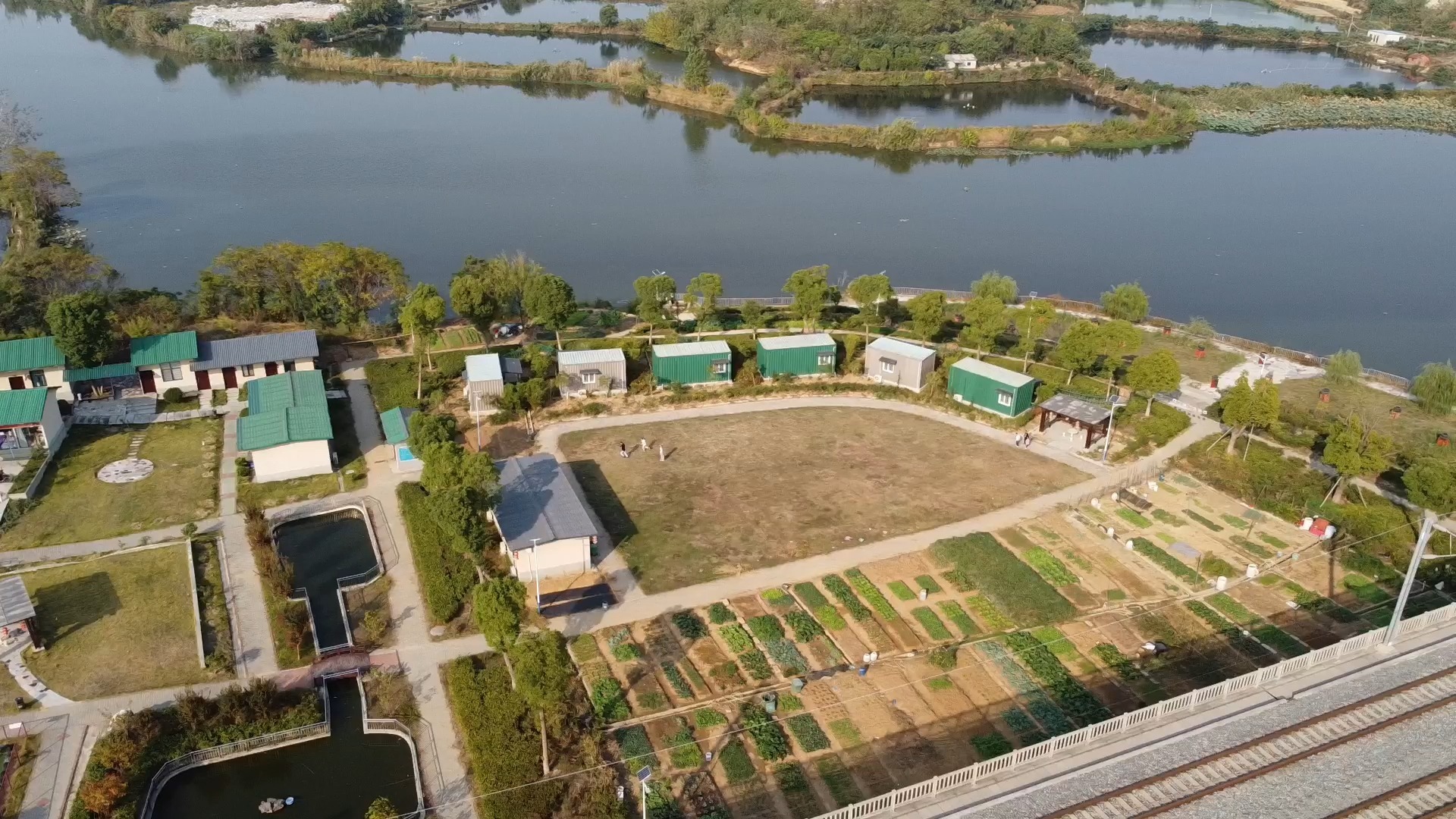 黃岡蘭亭軒農莊集裝箱民宿項目落成項目實景-博客斯房屋案例